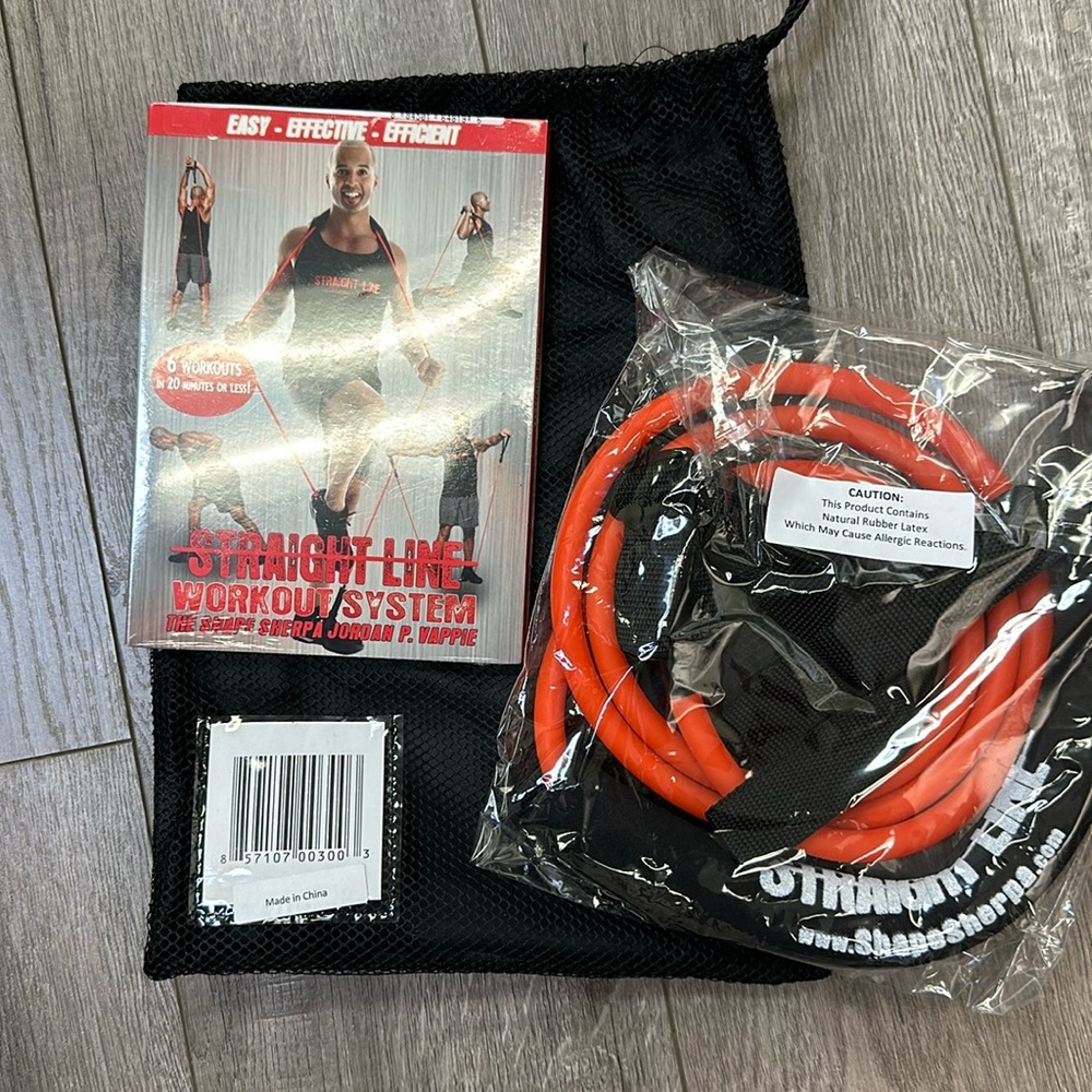Straight Line workout set includes bag, dvd and device new in excellent conditio